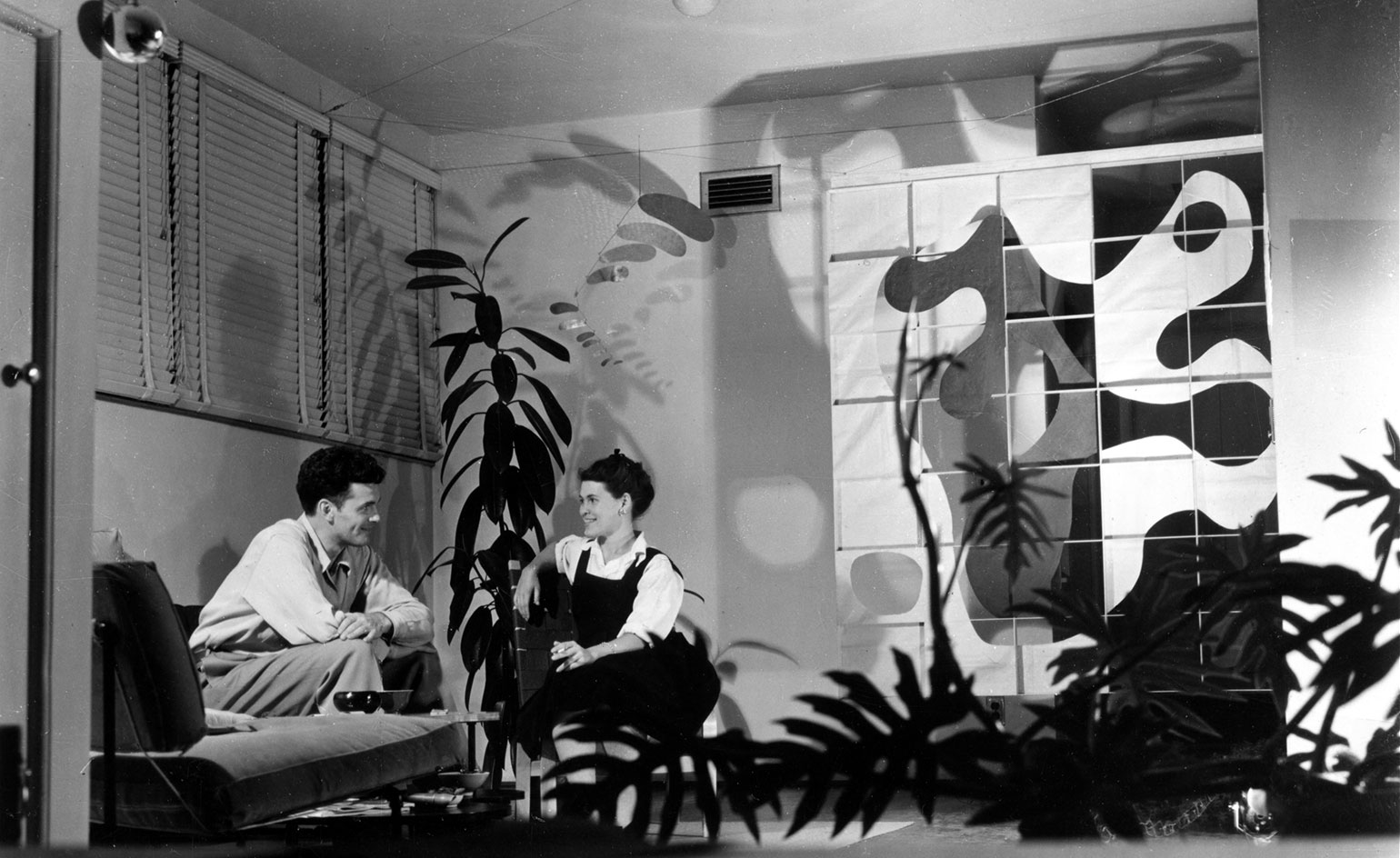 Charles i Ray Eames w swojej pracowni